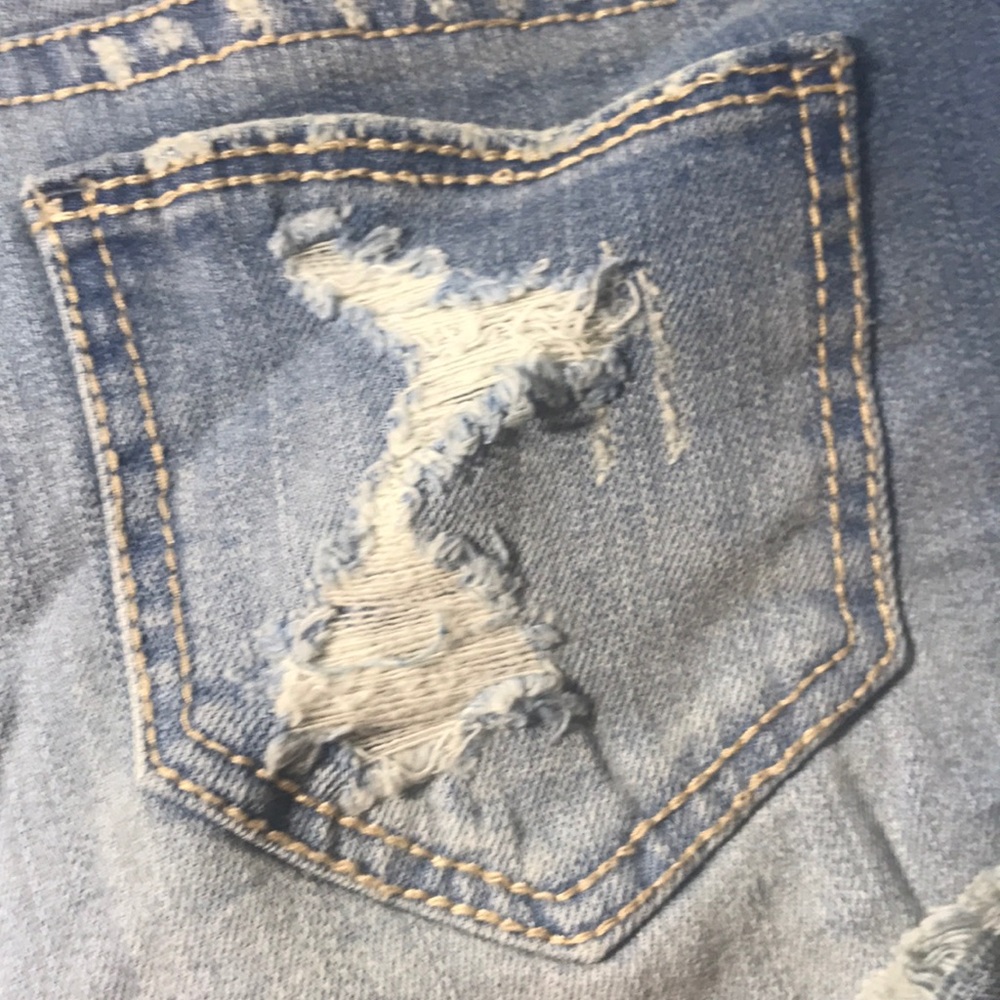Almost Famous Size 5 Juniors Shorts - Picture 6 of 8